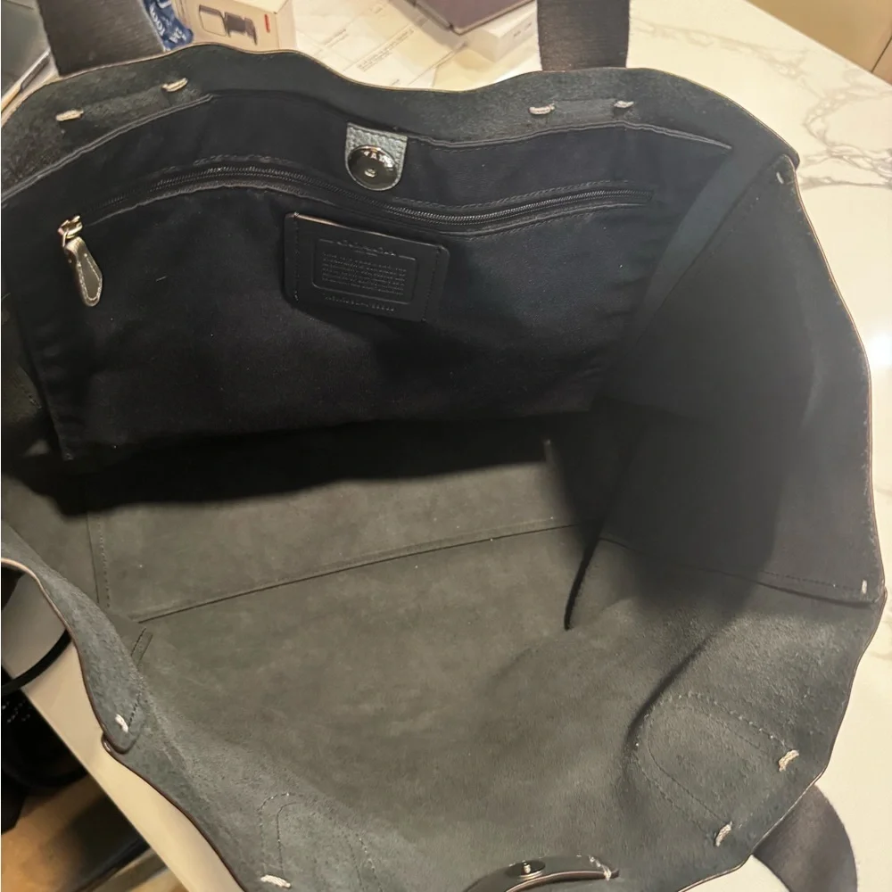 Coach silver metallic leather tote bag - Picture 8 of 10